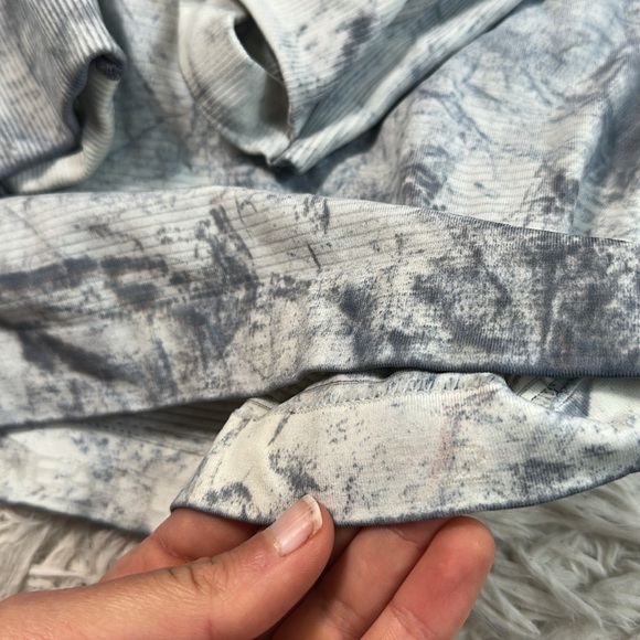 🔥$SALE$🔥 Lululemon Swiftly Tech Long Sleeve 2.0 MultiDye Multi Dye White - Picture 3 of 5